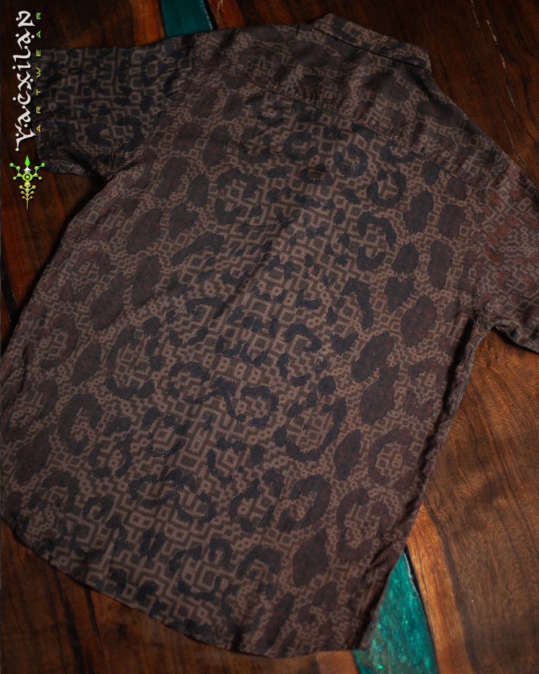 Shirt Men Half Sleeves / Bamboo - LEOPARDUS LAGARTIKA